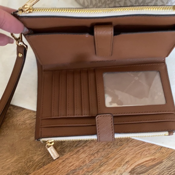 Michael Kors purse & wallet